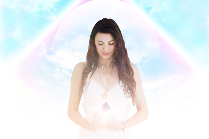 MATERIAL GIRL, MYSTICAL WORLD: SHIVA ROSE